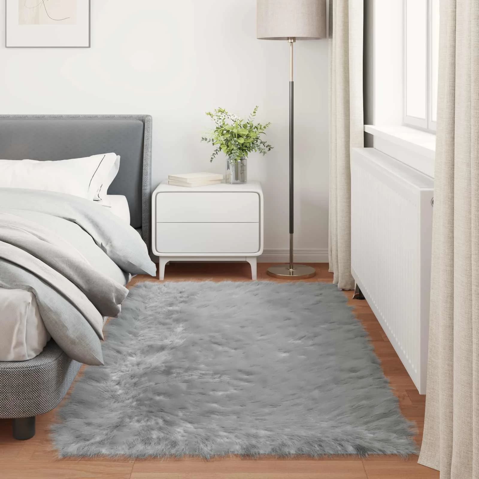 Preproga iz umetnega ovčjega krzna TAFALLA Siva 80 x 200 cm - slika 4