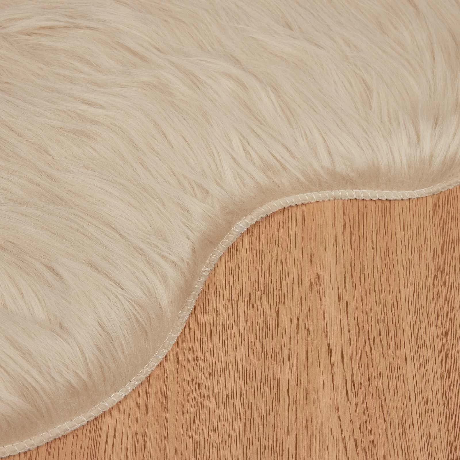 Preproga iz umetnega ovčjega krzna TAFALLA Bež 80 x 120 cm - slika 8