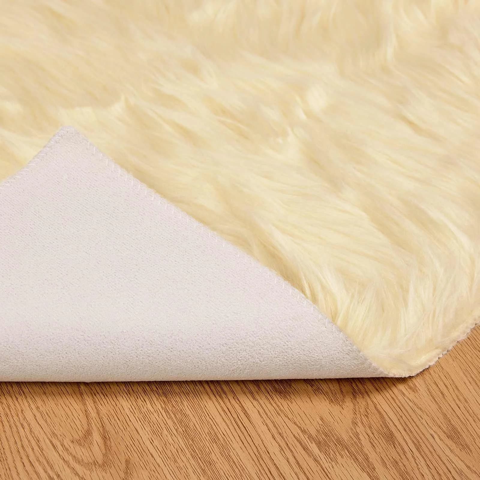 Preproga iz umetnega ovčjega krzna TAFALLA Krem 200 x 200 cm - slika 8
