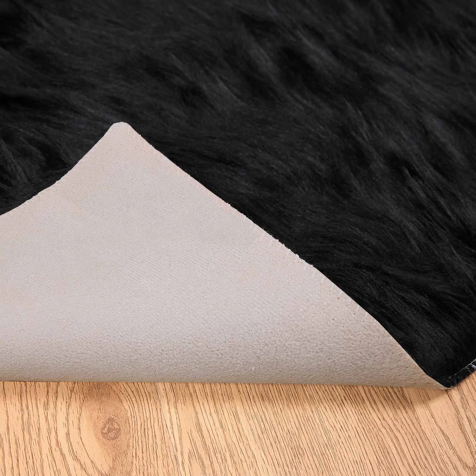 Preproga iz umetnega ovčjega krzna TAFALLA Črna 100 x 200 cm - slika 7