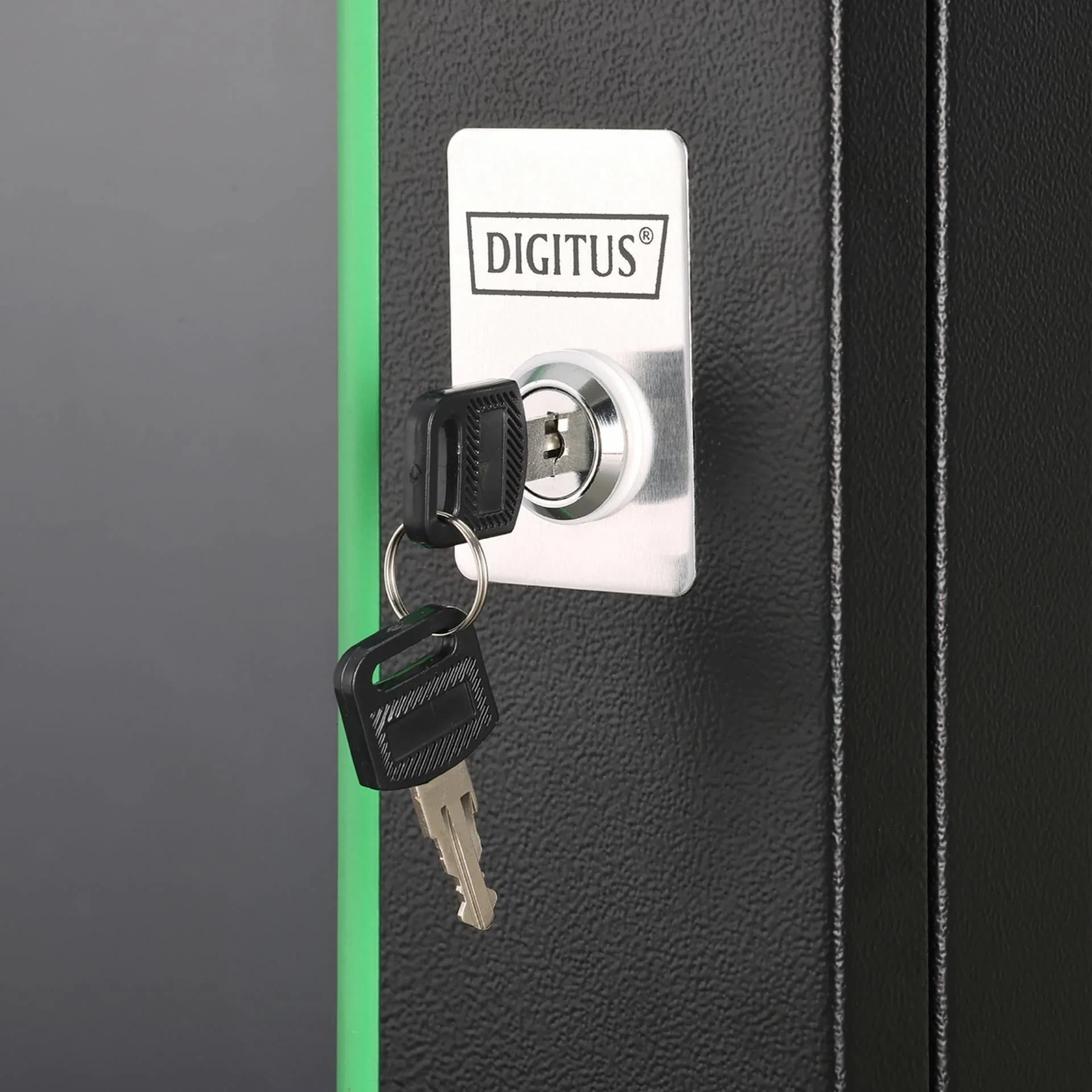 Digitus Digitus zidni kabinet  9U 505 600x450 črn sestavljen DN-19 09-U-EC-SW Zidni