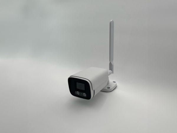 Camhi Bullet Kamera NST-IPC6842S-W: Vaš Zanesljiv Čuvaj (s priloženo 64 GB kartico za snemanje)